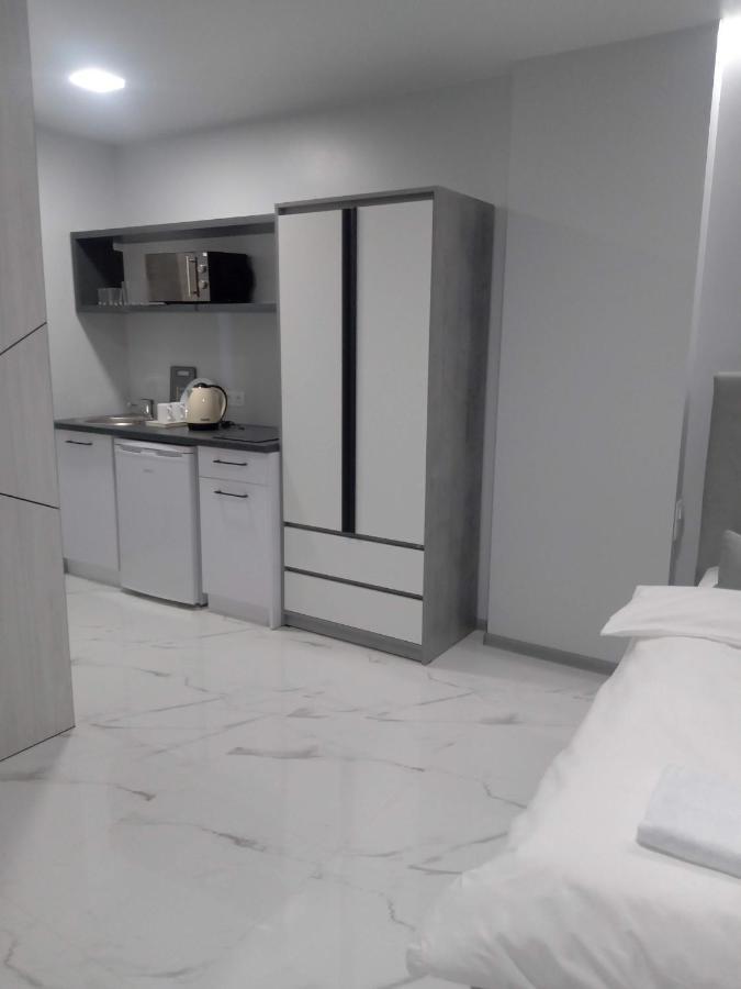 Pure Apartments Vip 4 Lviv Exterior photo